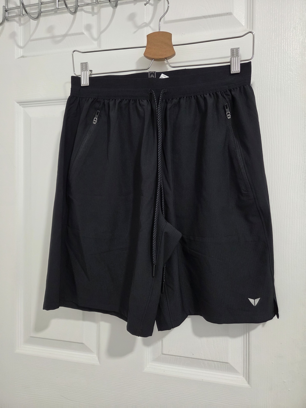 Korsa Black Athletic Drawstring Performance Shorts SizeM